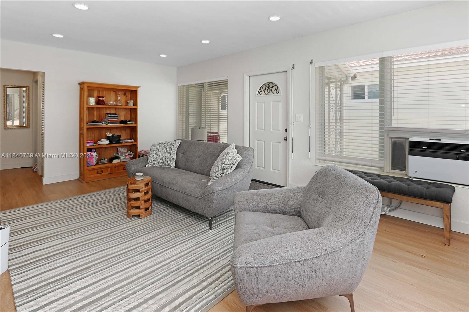 Property photo # 4