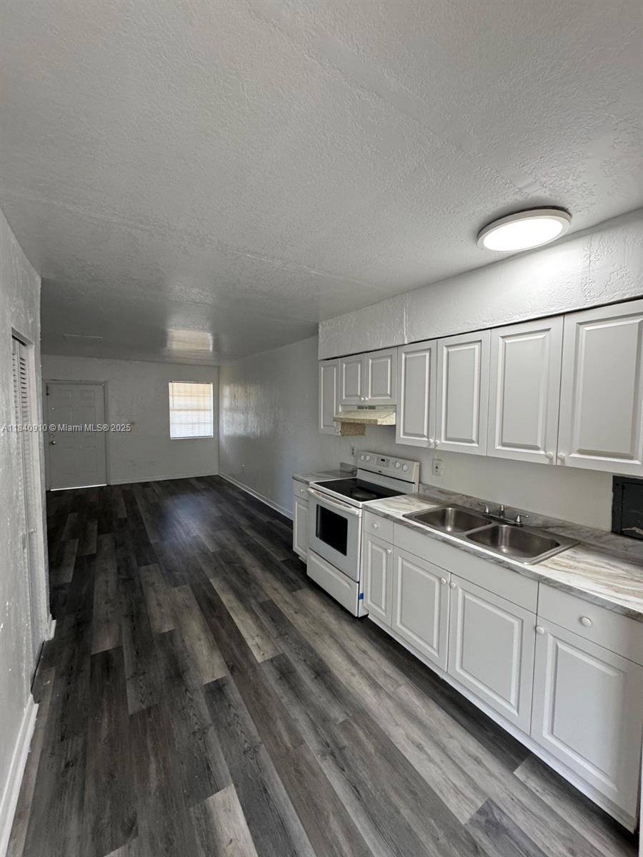 Property photo # 0