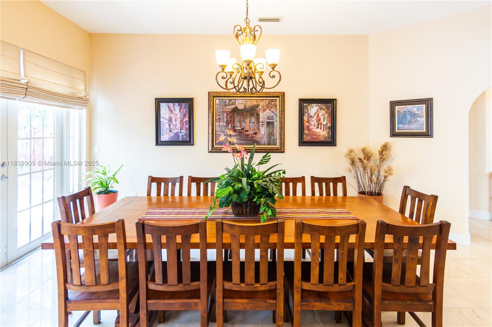 10564 NW 57th St, Doral, Florida image 18