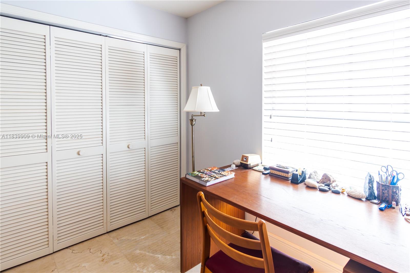 10564 NW 57th St, Doral, Florida image 24