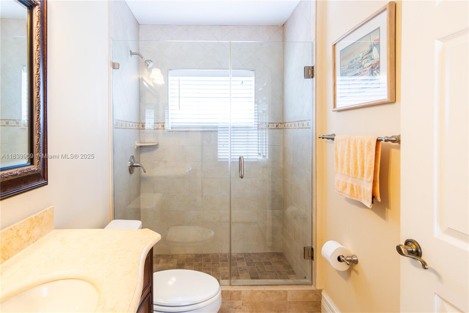 10564 NW 57th St, Doral, Florida image 25