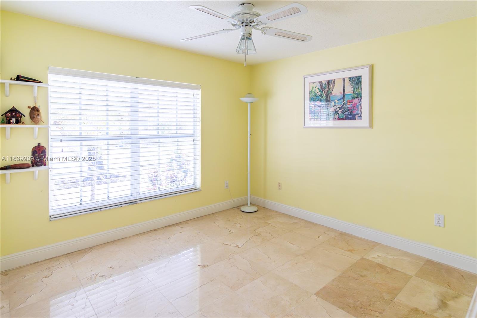 10564 NW 57th St, Doral, Florida image 26