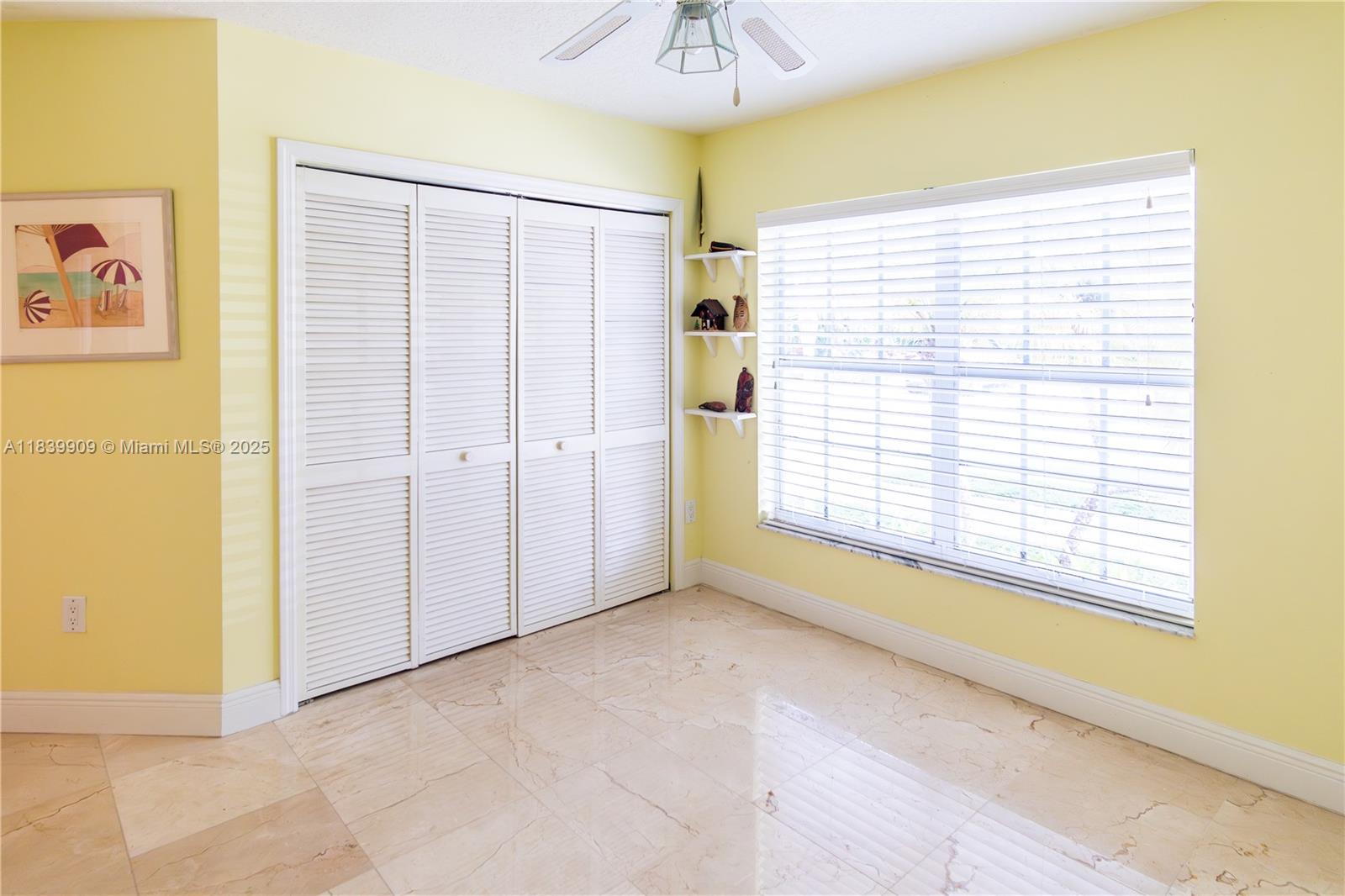 10564 NW 57th St, Doral, Florida image 27
