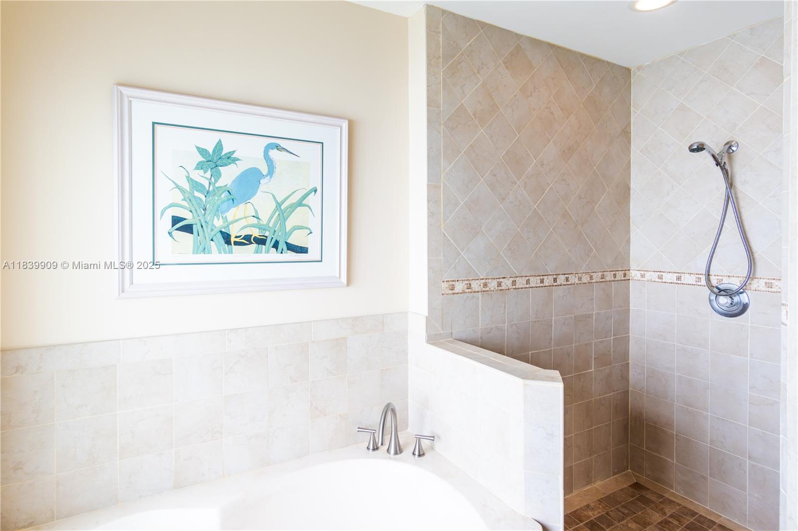 10564 NW 57th St, Doral, Florida image 35