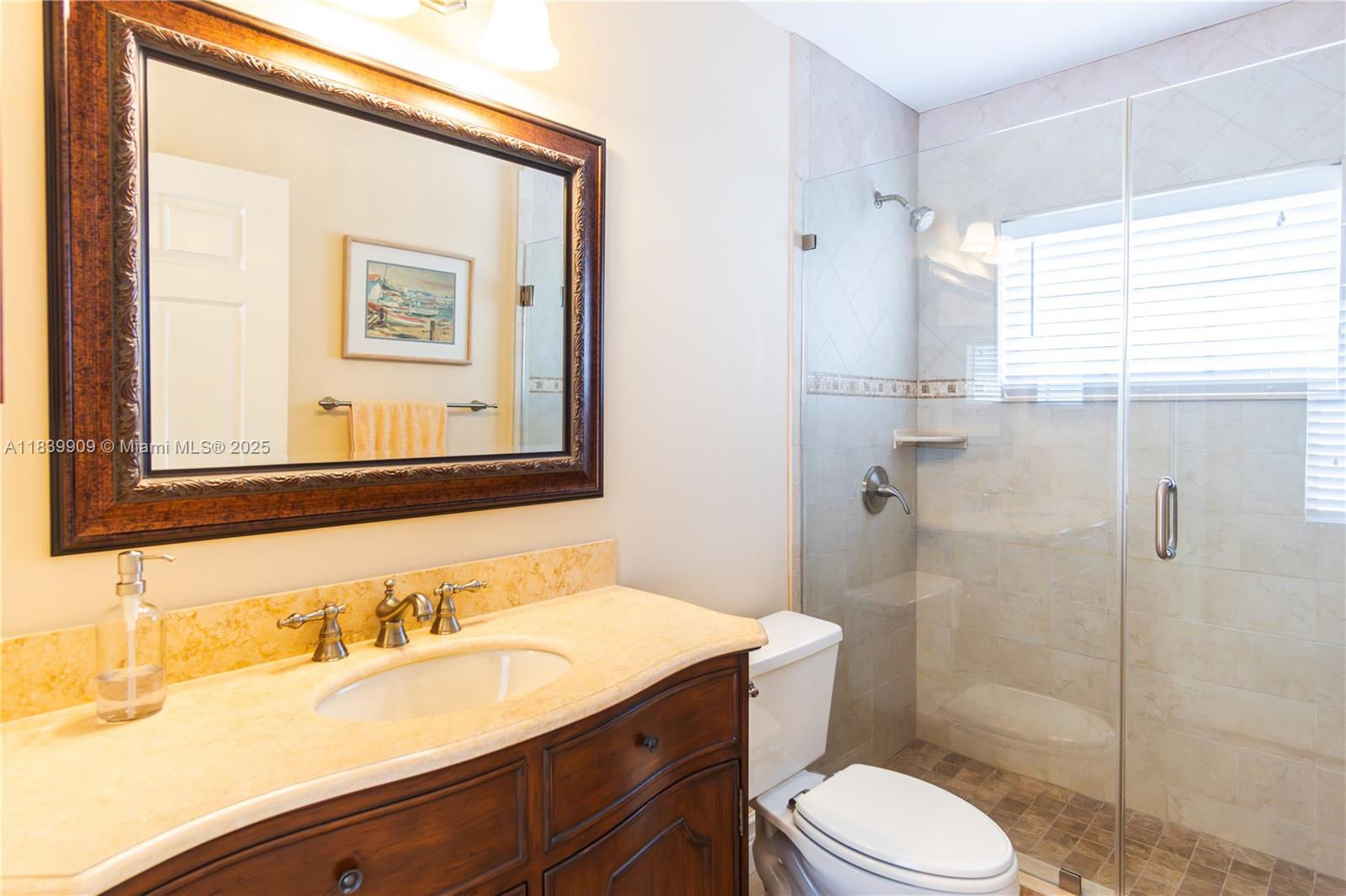 10564 NW 57th St, Doral, Florida image 6