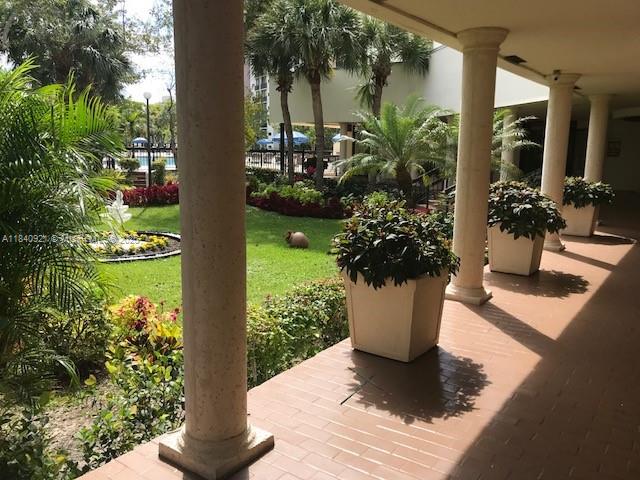 16919 N Bay Rd #204, Sunny Isles Beach, Florida image 20
