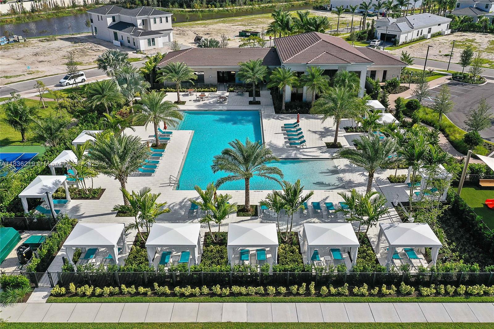 13467 Artisan Cir, Palm Beach Gardens, Florida image 20