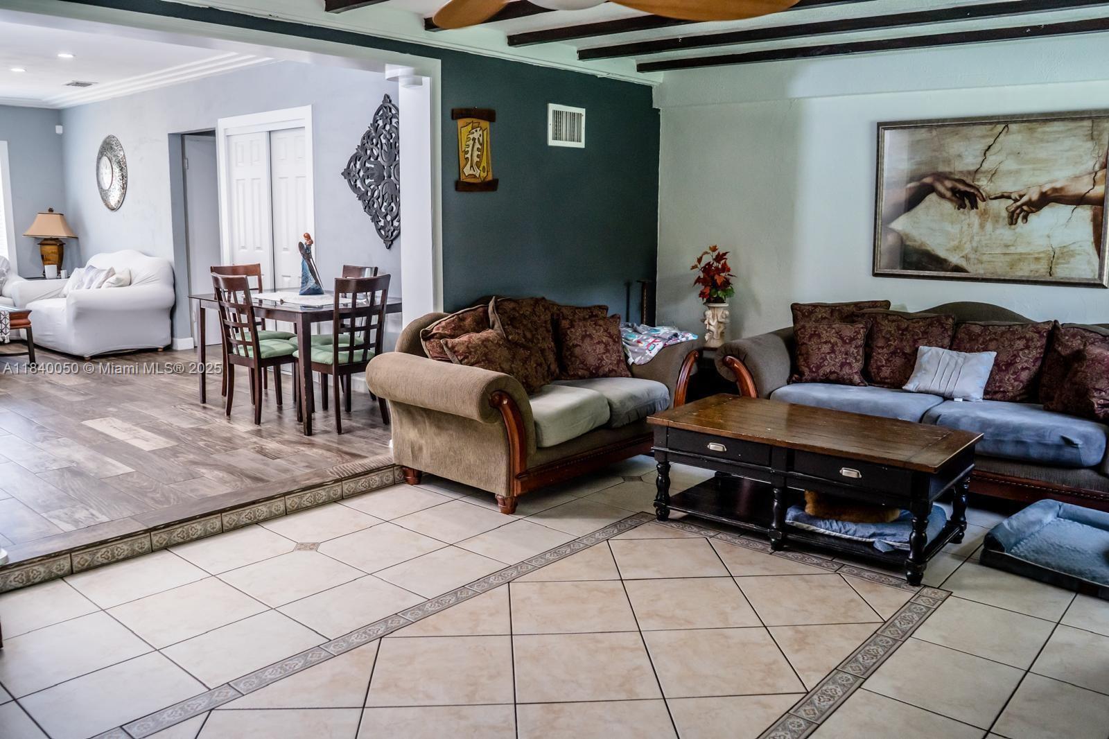 1004 NE 151st Ter, North Miami Beach, Florida image 29