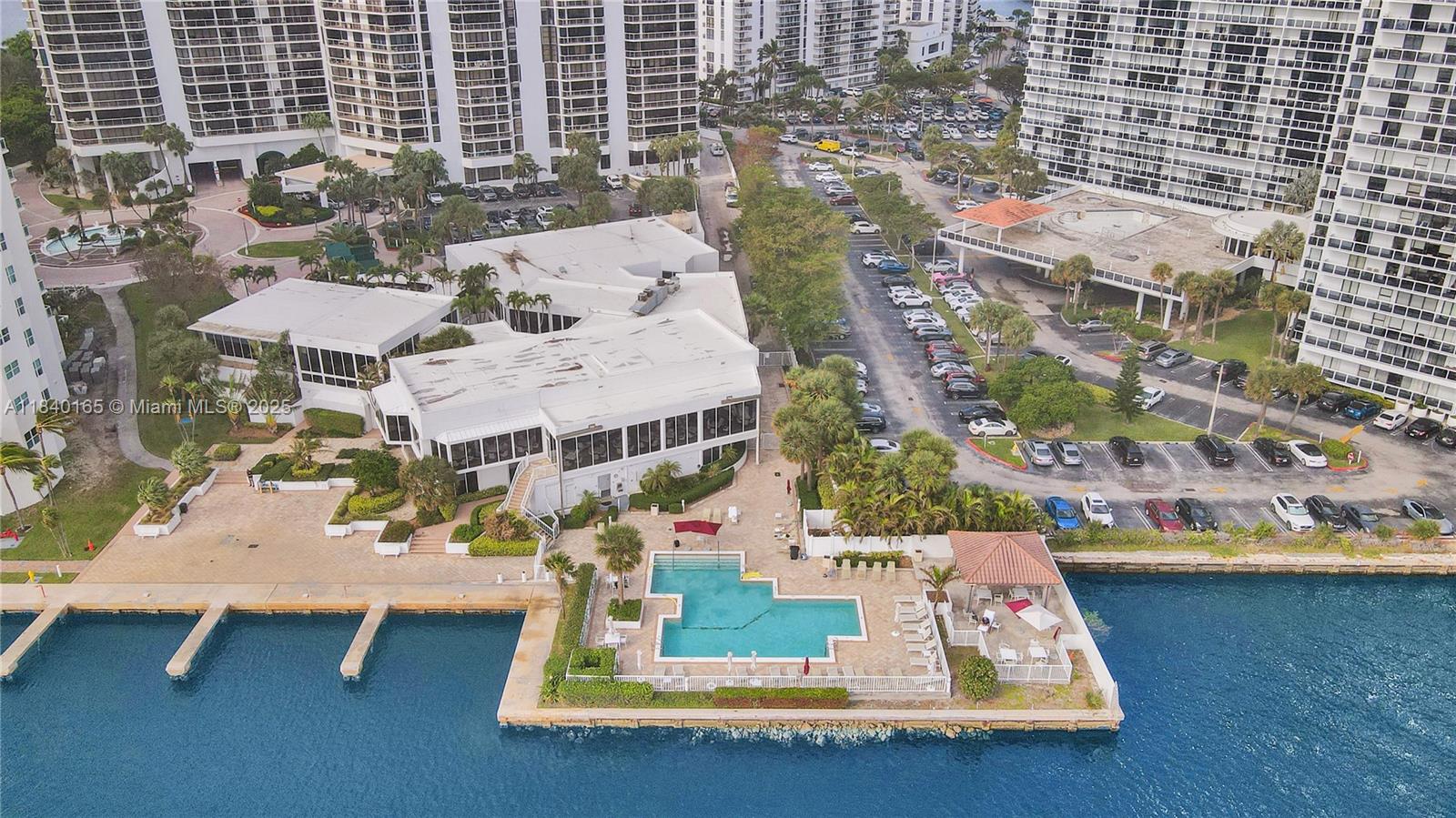 20281 E Country Club Dr #704, Aventura, Florida image 10