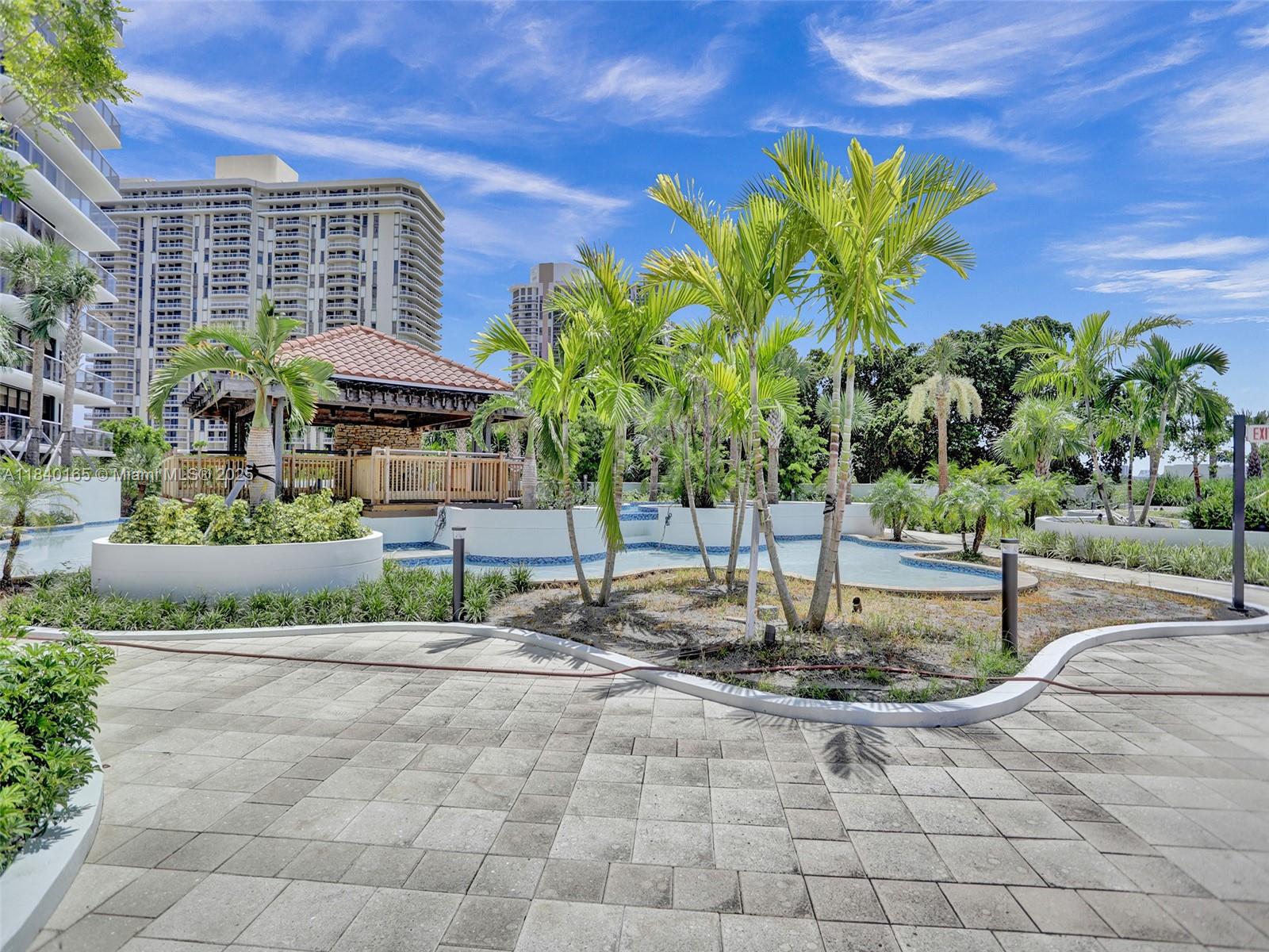 20281 E Country Club Dr #704, Aventura, Florida image 5