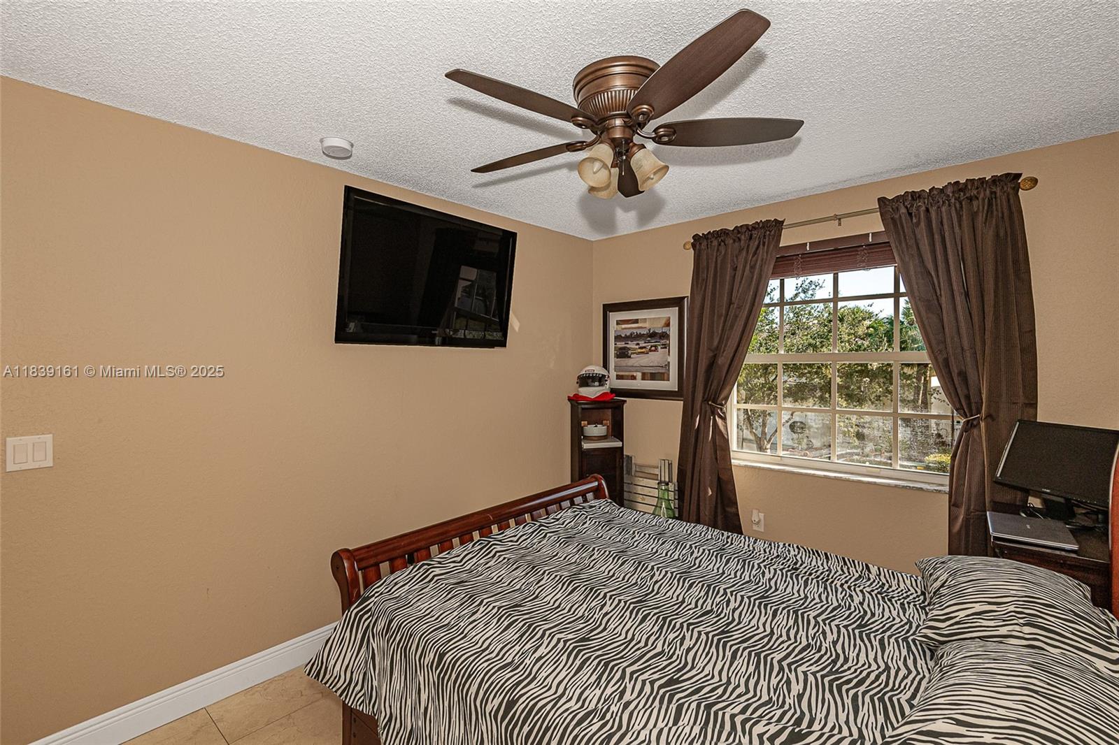 2188 NW 158th Ave, Pembroke Pines, Florida image 12