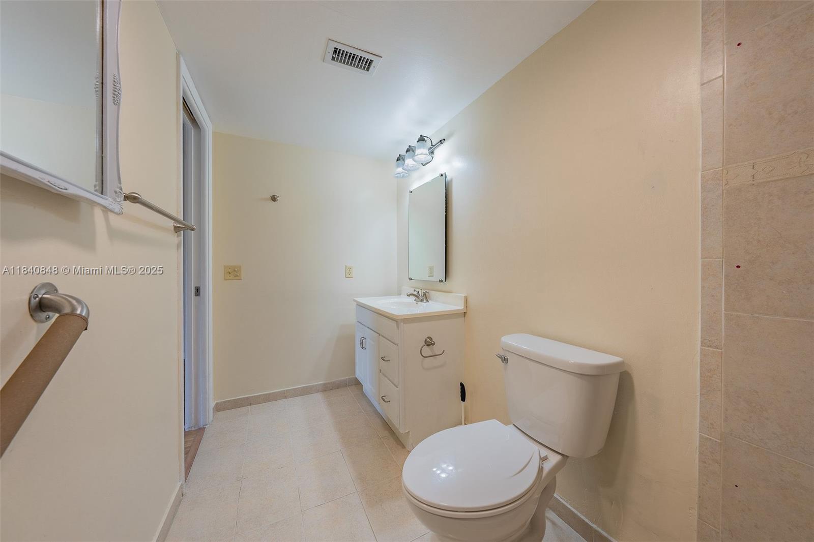 3581 Inverrary Dr #308, Lauderhill, Florida image 26