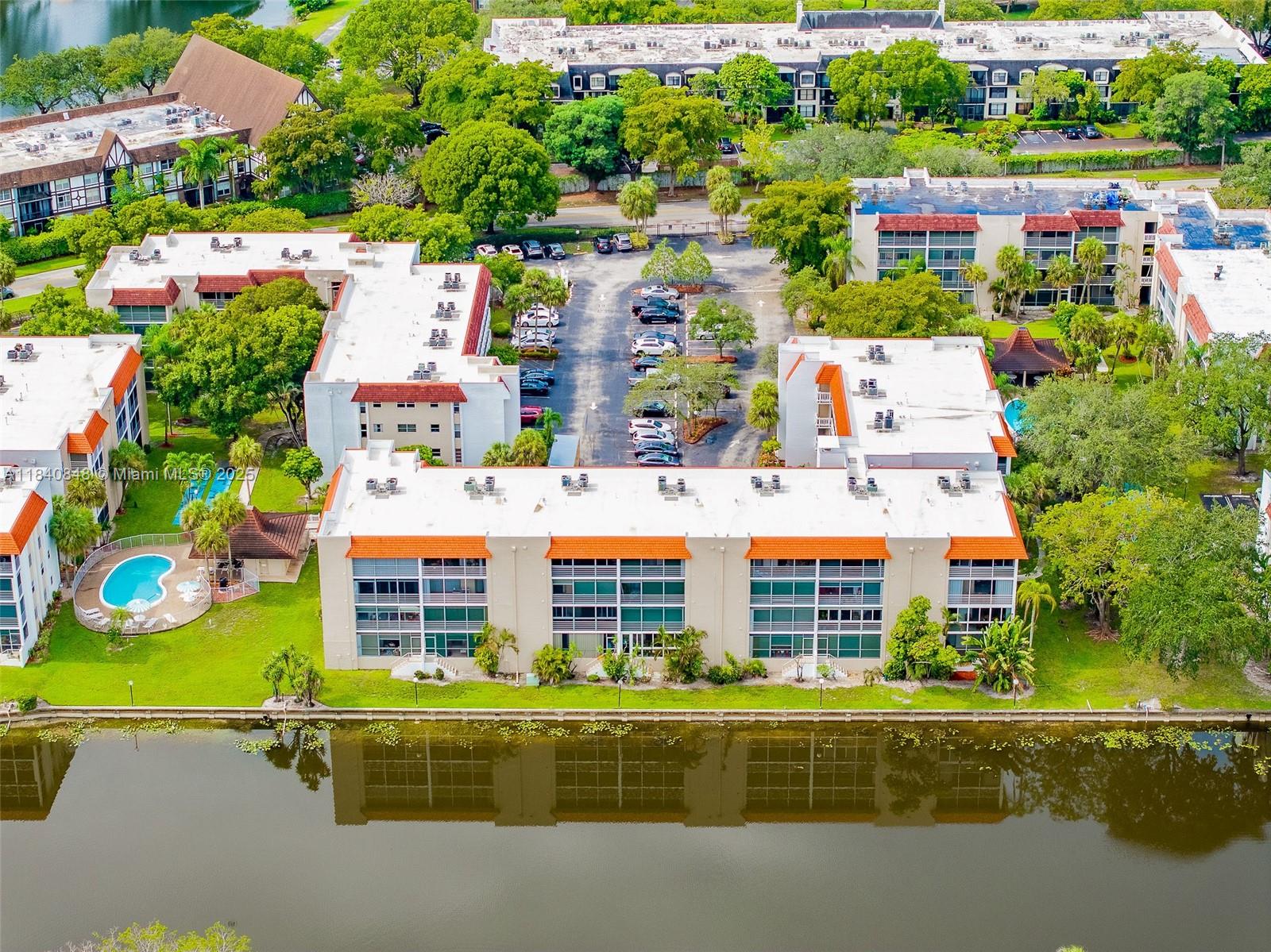 3581 Inverrary Dr #308, Lauderhill, Florida image 32