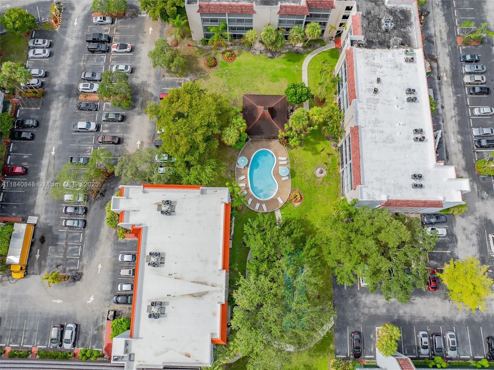 3581 Inverrary Dr #308, Lauderhill, Florida image 34