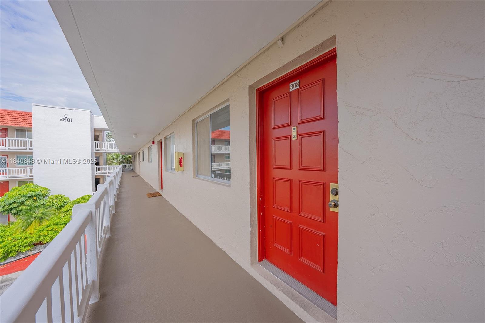 3581 Inverrary Dr #308, Lauderhill, Florida image 7