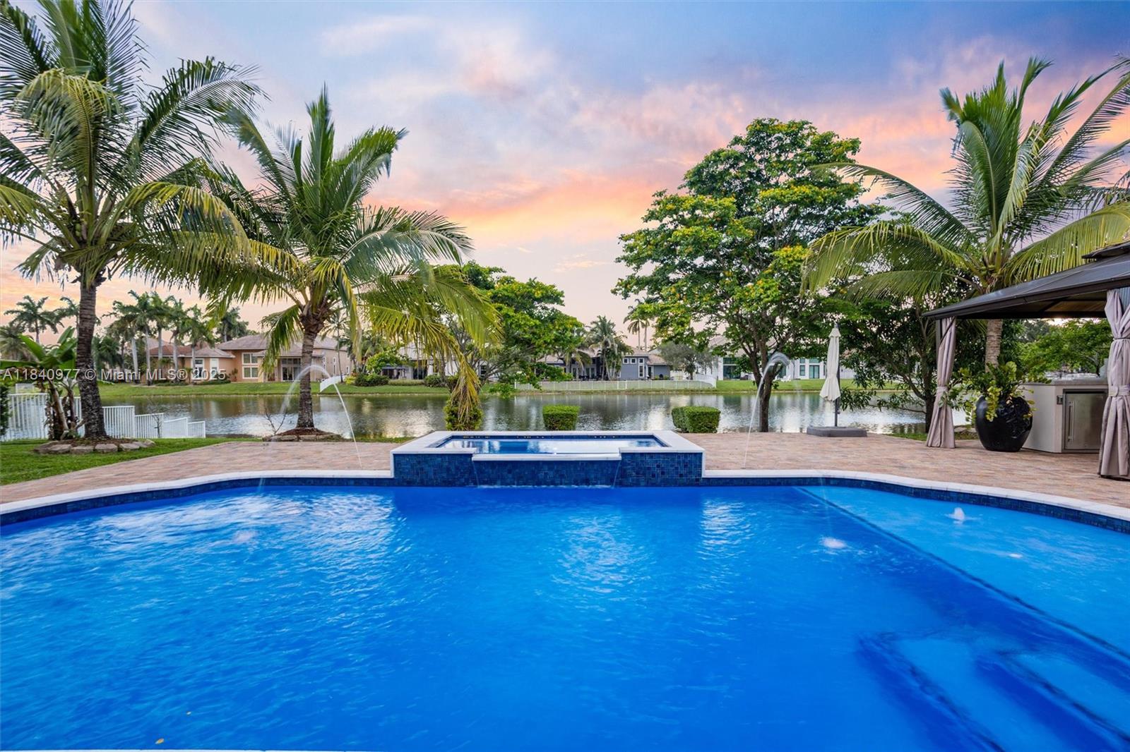 1885 NW 139th Ter, Pembroke Pines, Florida image 4