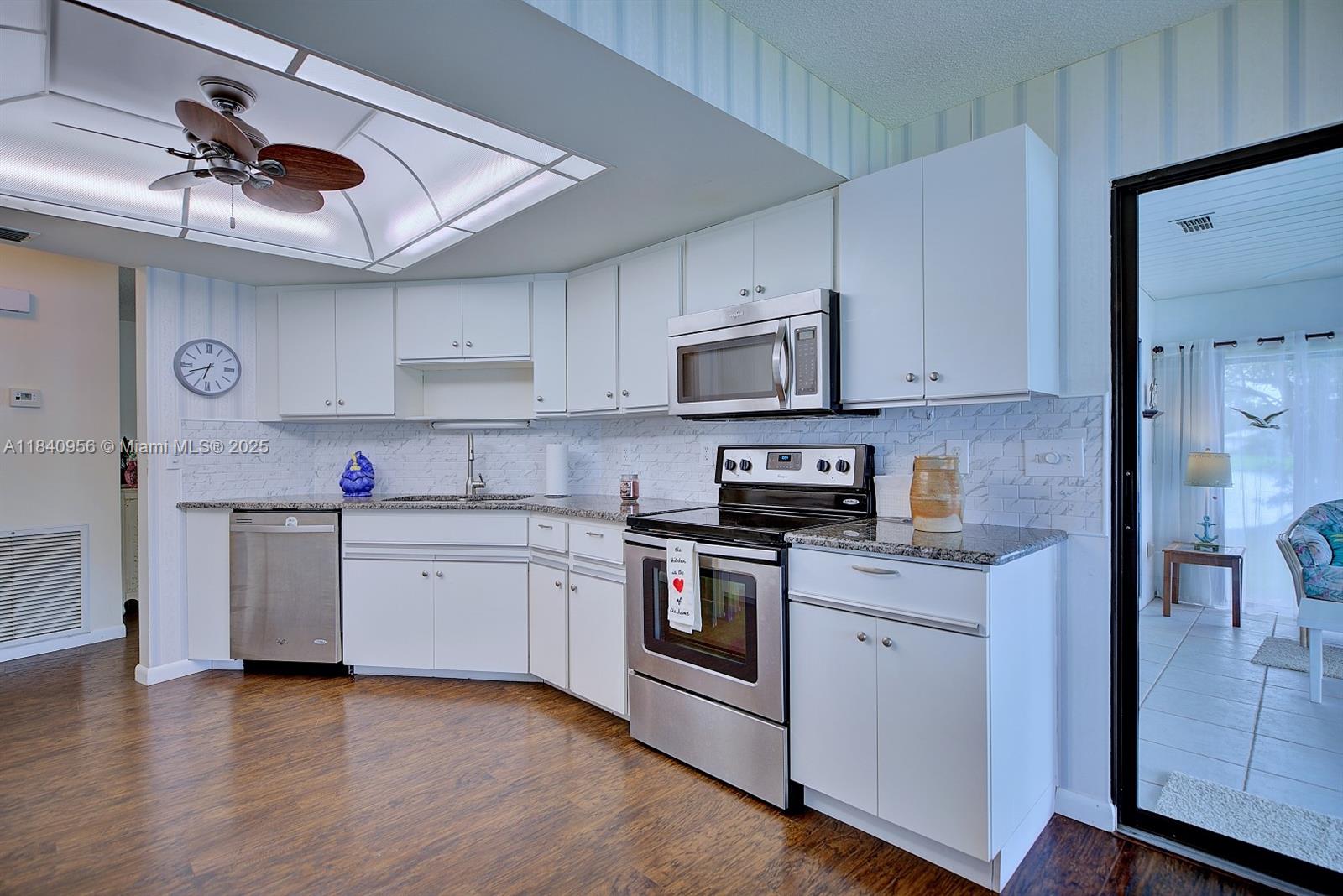2407 Par Road, Sebring, Florida image 10