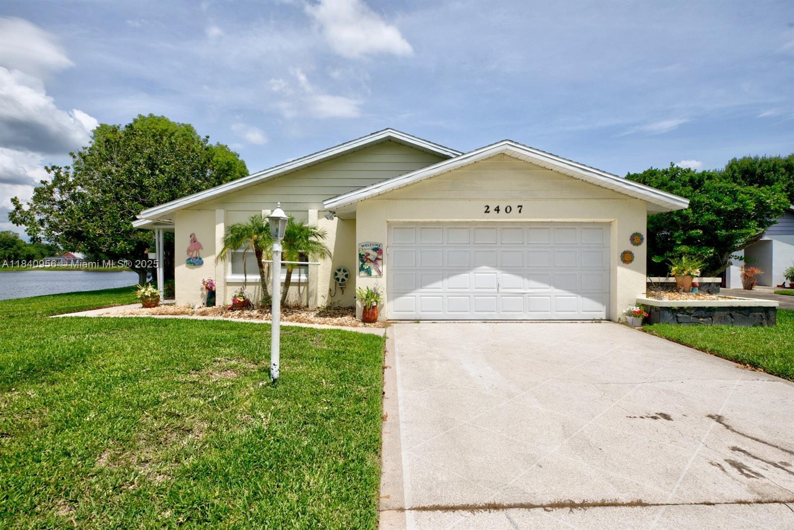 2407 Par Road, Sebring, Florida image 2