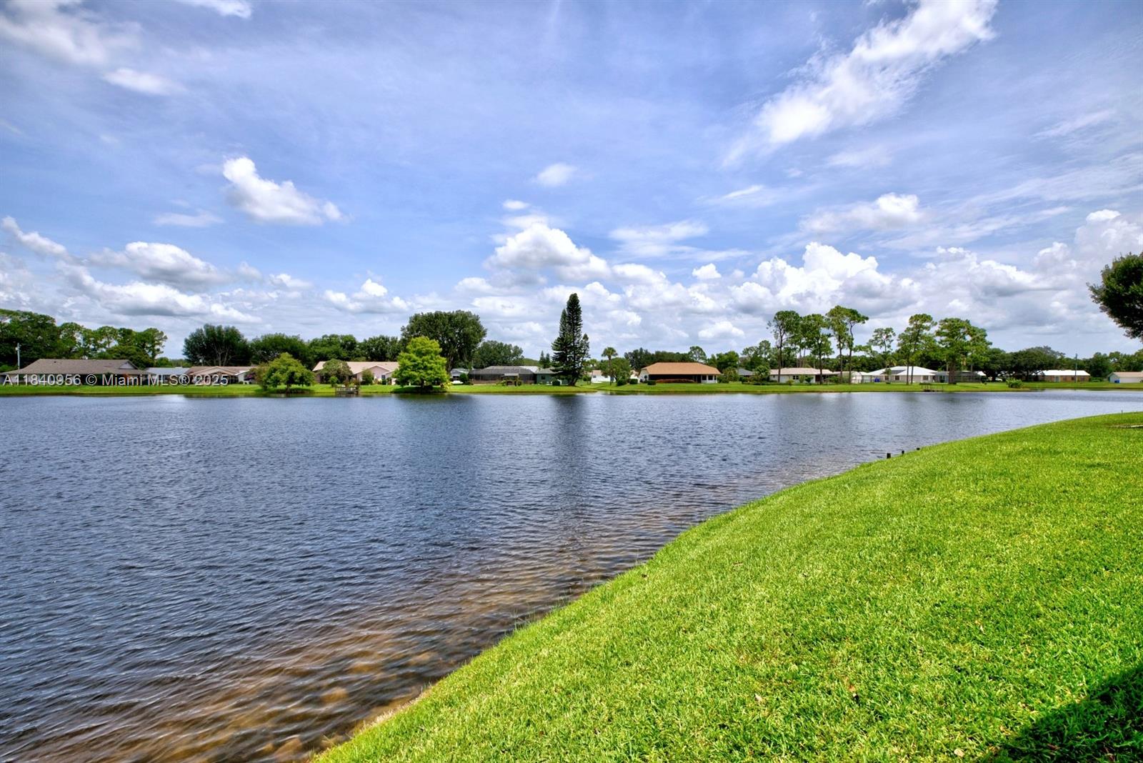 2407 Par Road, Sebring, Florida image 34