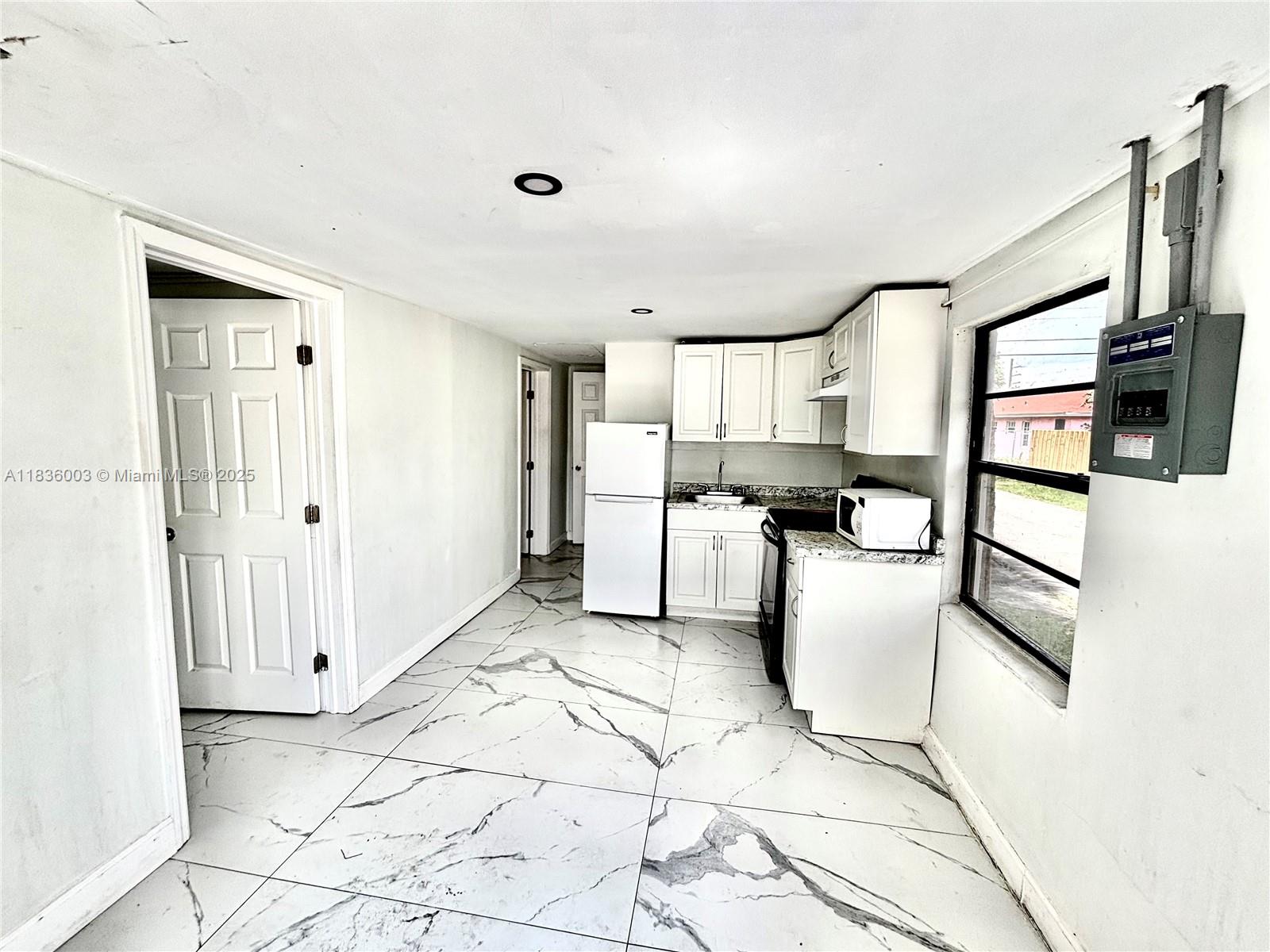 Property photo # 2