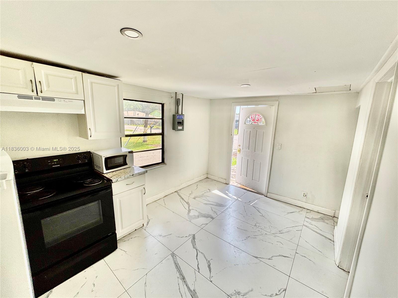 Property photo # 8