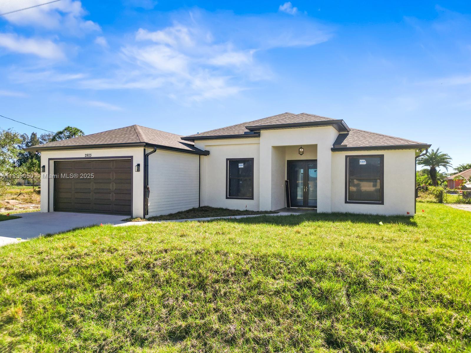 2803 44th St Sw, Lehigh Acres, Florida image 2