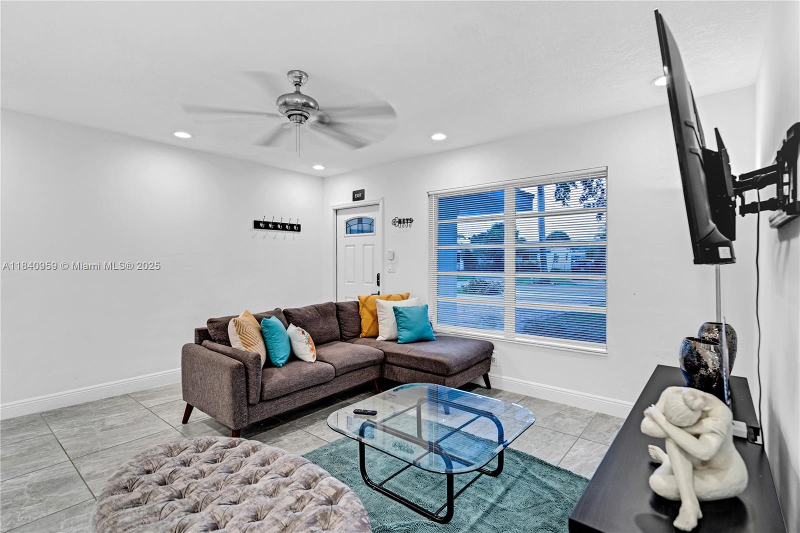 Property photo # 0