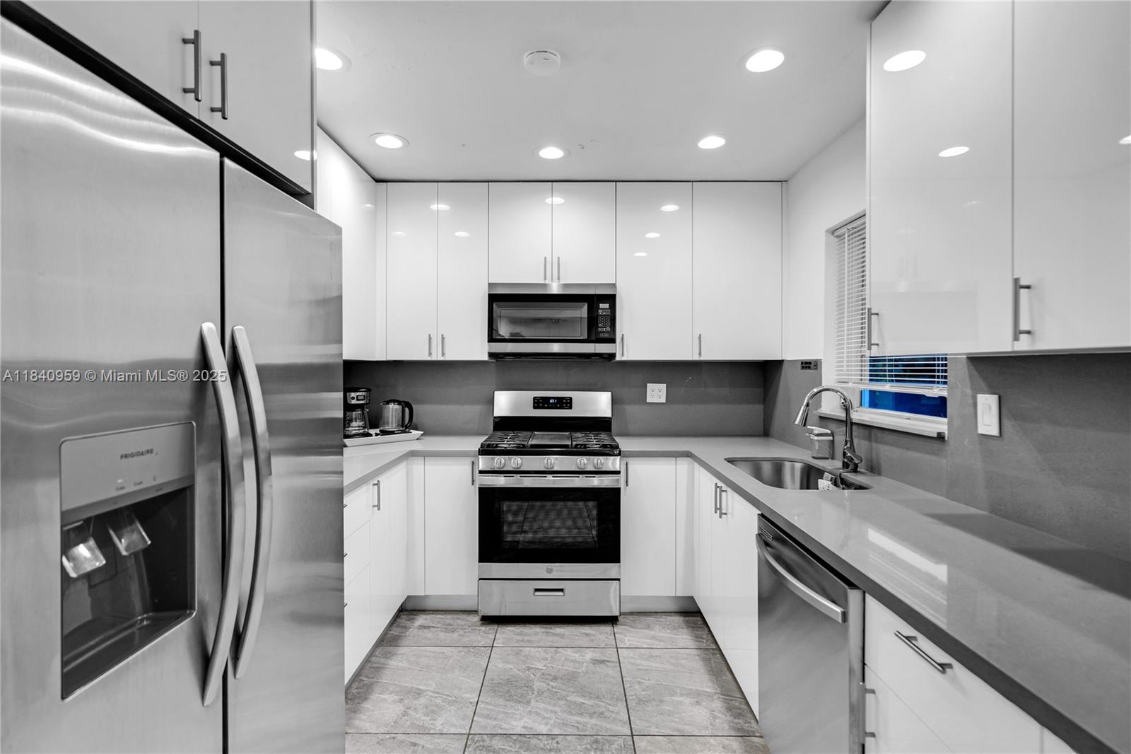 Property photo # 6