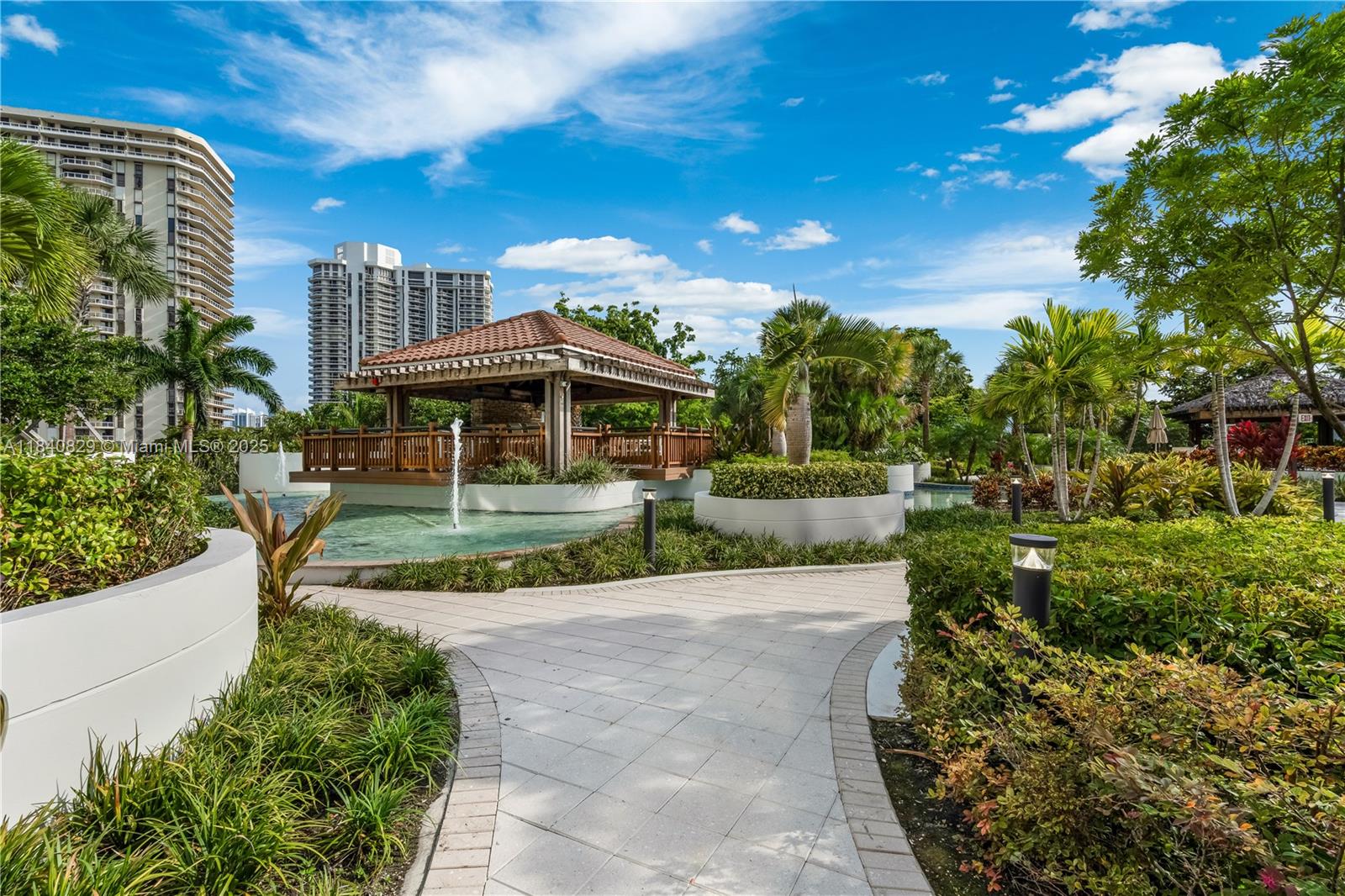 20281 E Country Club Dr #405, Aventura, Florida image 28