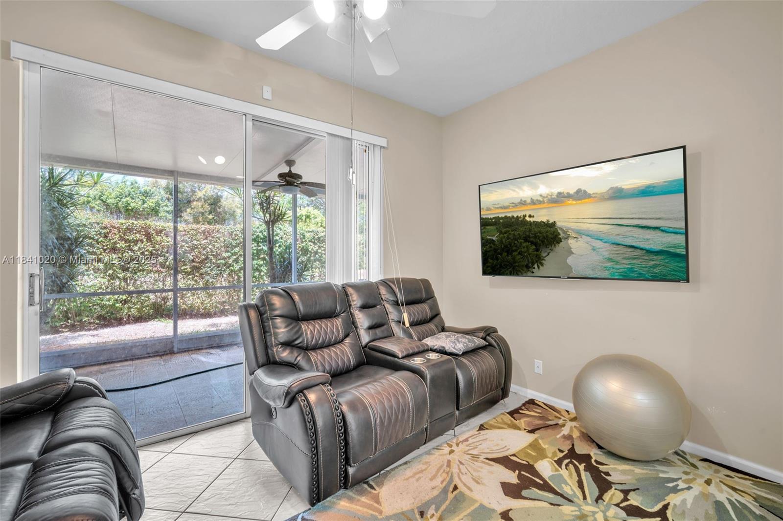 9567 N Crescent View Dr N, Boynton Beach, Florida image 11