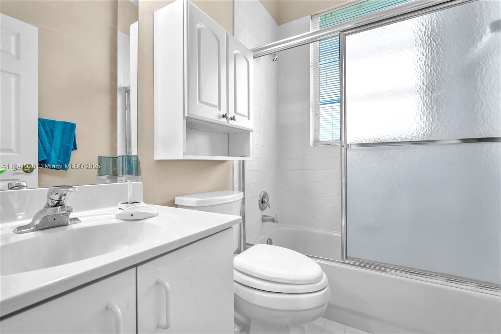 9567 N Crescent View Dr N, Boynton Beach, Florida image 22
