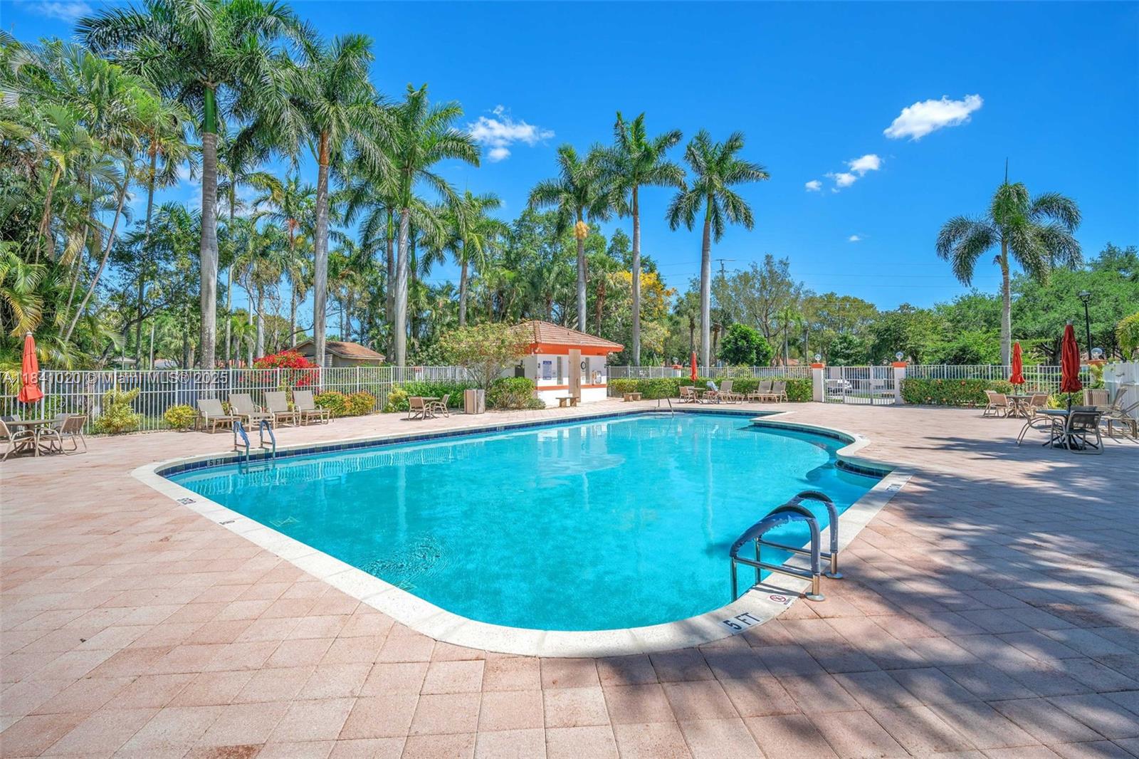 9567 N Crescent View Dr N, Boynton Beach, Florida image 30