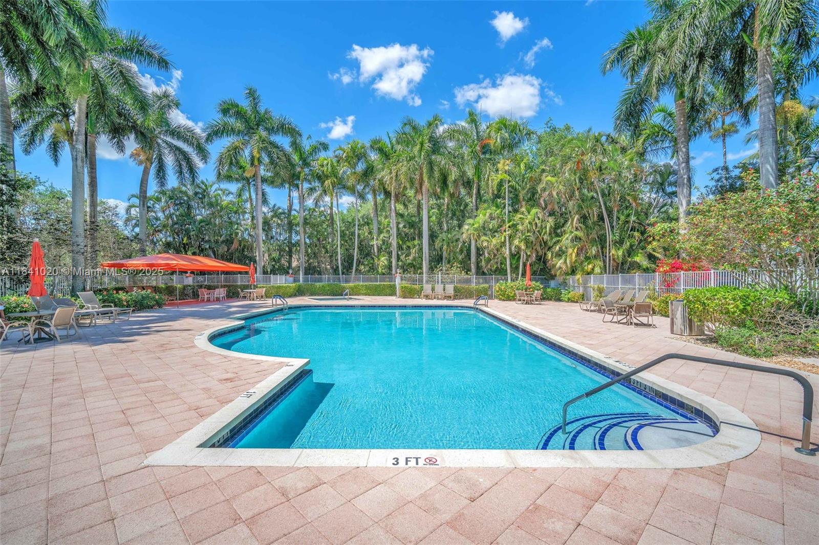 9567 N Crescent View Dr N, Boynton Beach, Florida image 31