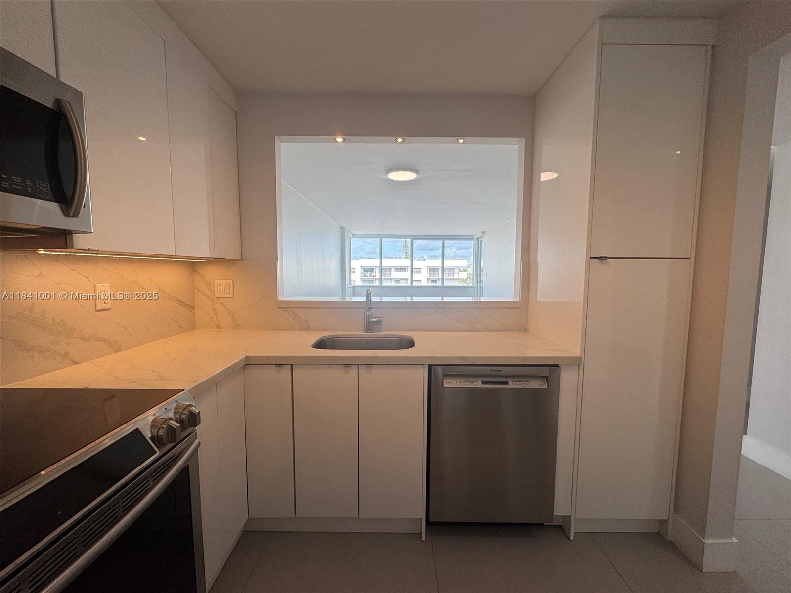 Property photo # 7