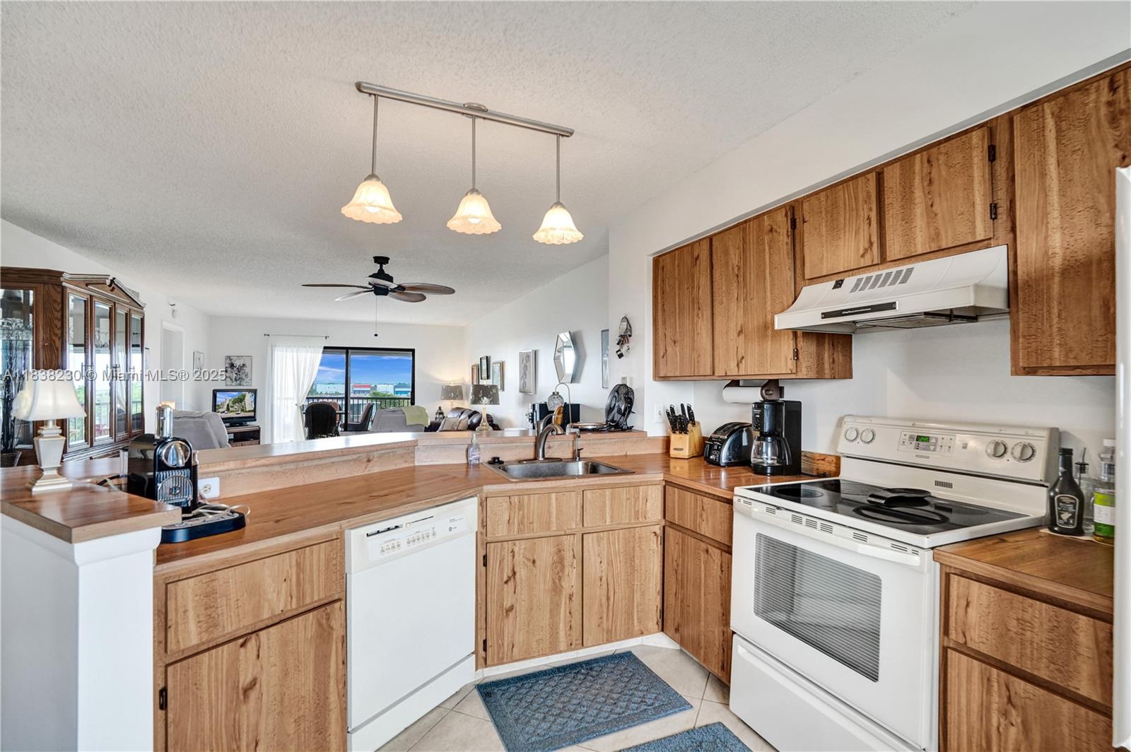 2215 Cypress Island Dr #707, Pompano Beach, Florida image 8