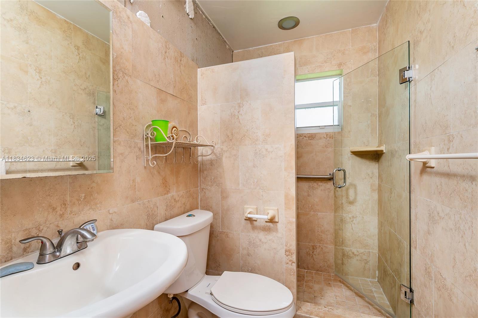 241 Hough Dr, Miami Springs, Florida image 31