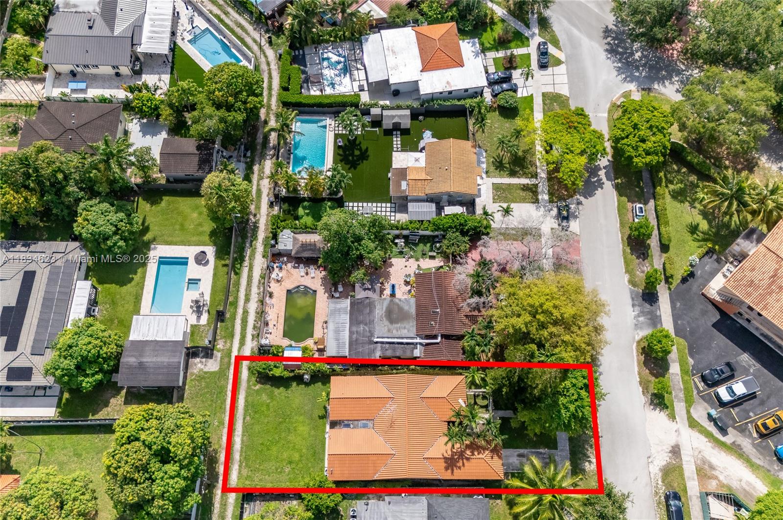 241 Hough Dr, Miami Springs, Florida image 5