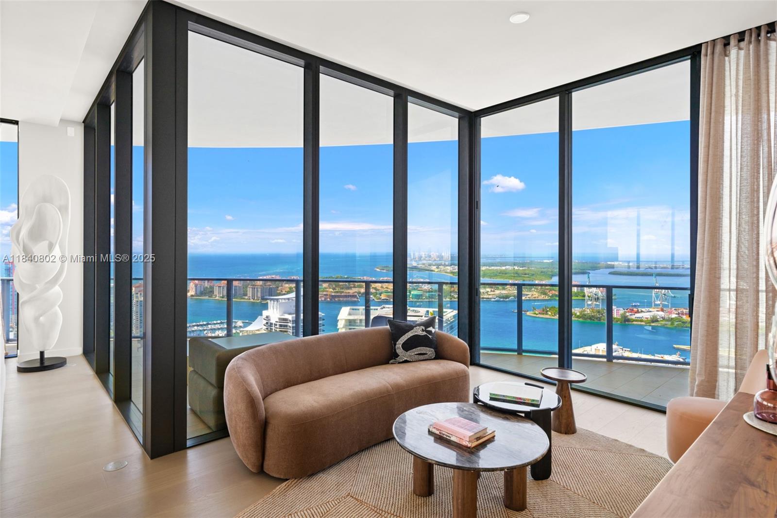 501 West Ave #PH4701, Miami Beach, Florida image 24