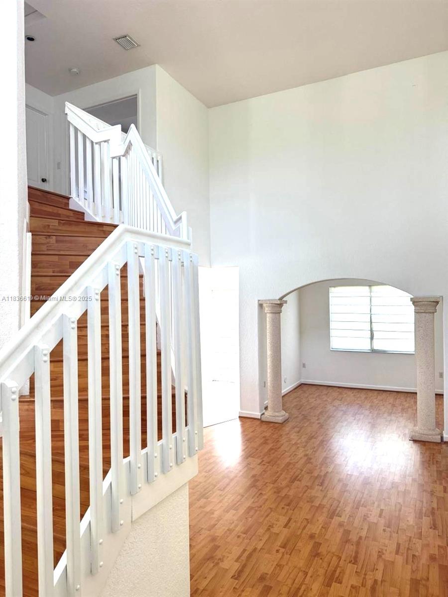 Property photo # 6