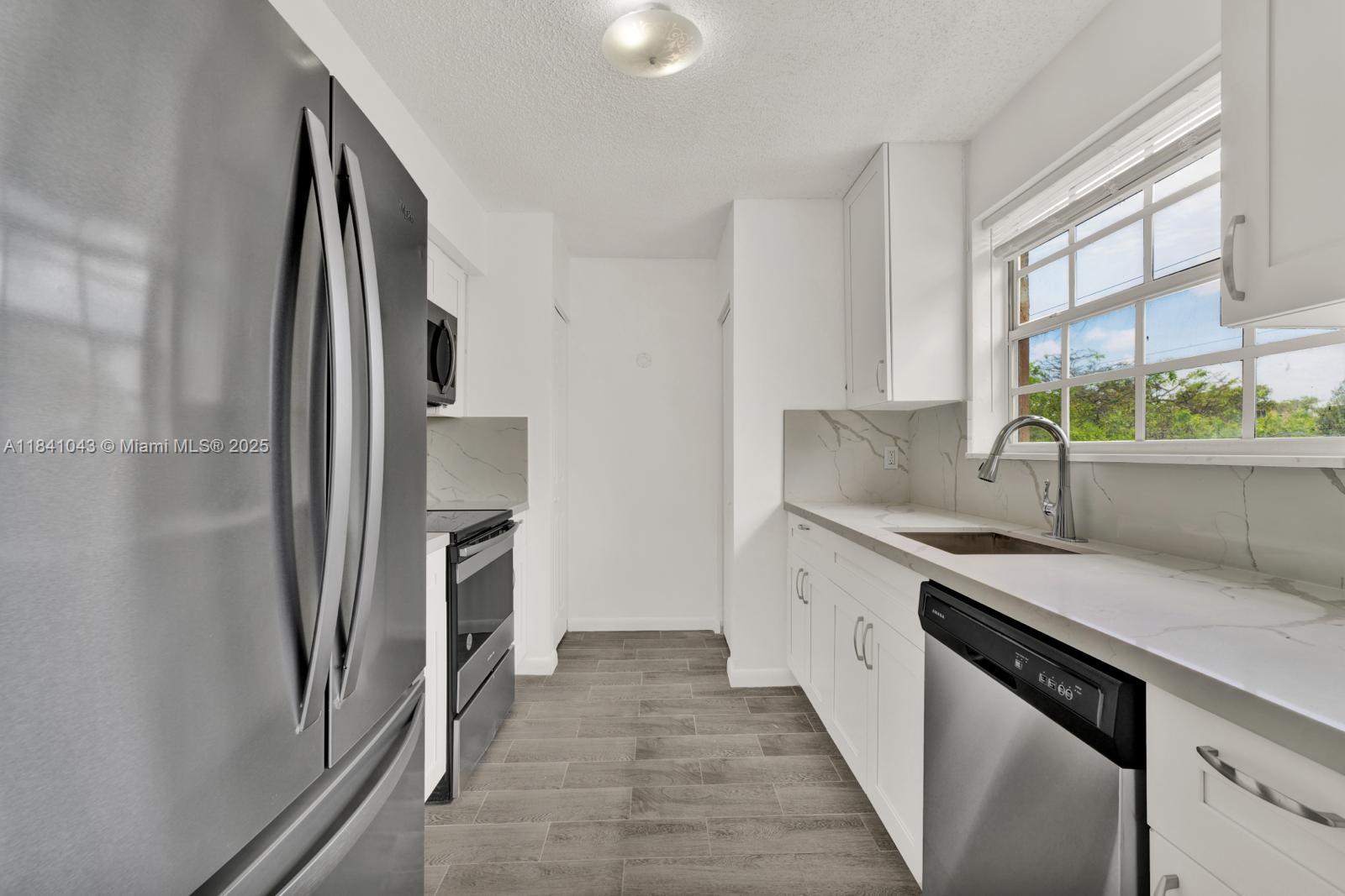 8621 SW 5th St #201, Pembroke Pines, Florida image 10