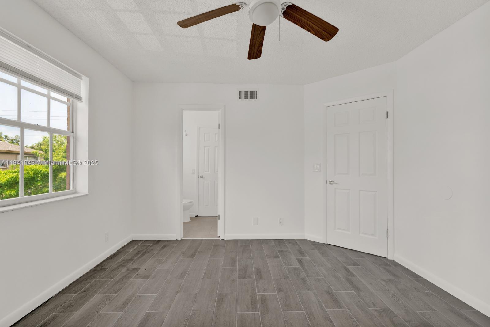 8621 SW 5th St #201, Pembroke Pines, Florida image 3