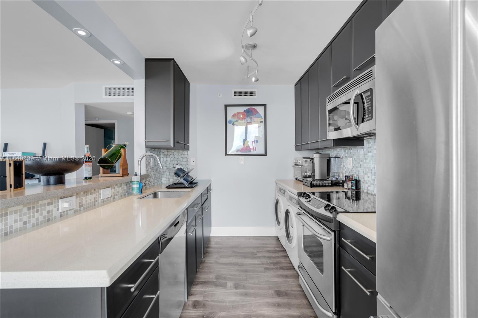Property photo # 2
