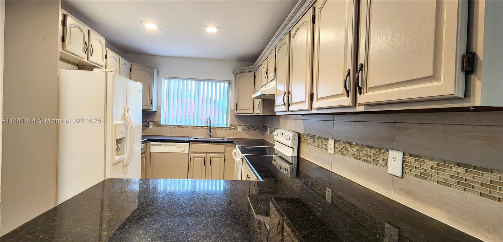 Property photo # 3