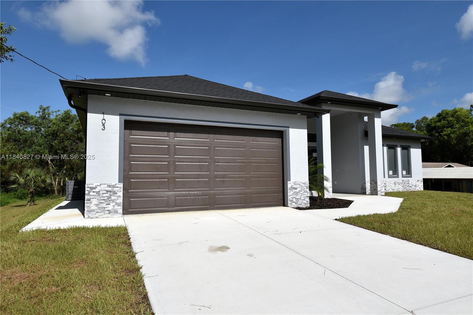 103 Scott Ave, Lehigh Acres, Florida image 2