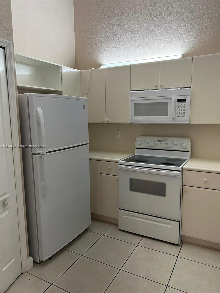 1666 SE 27th Ct #208, Homestead, Florida image 21