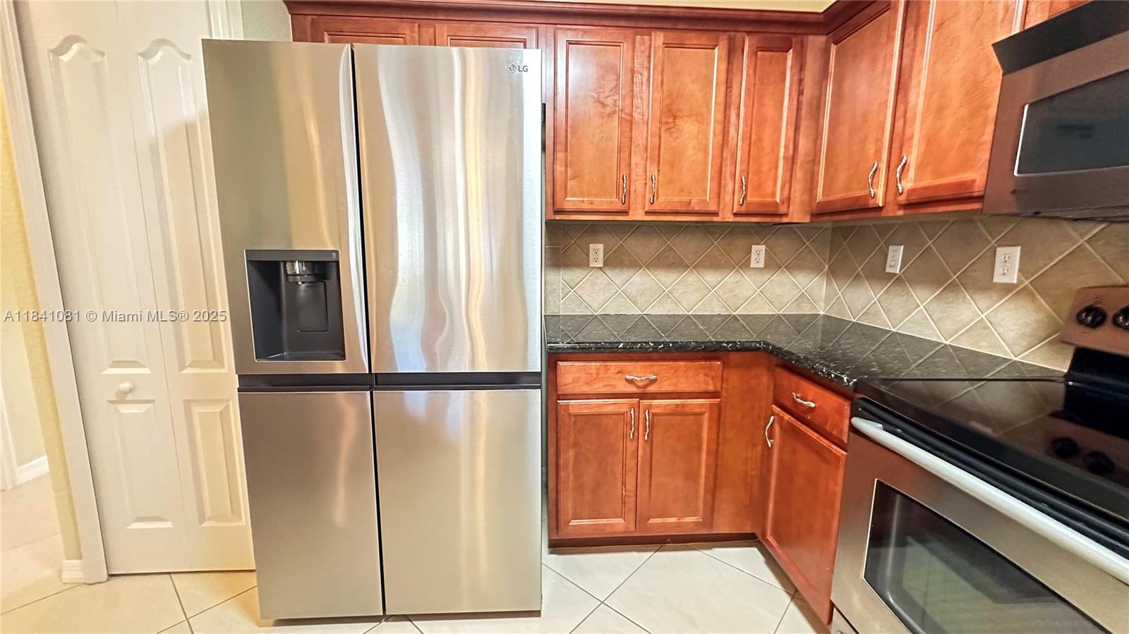 Property photo # 9
