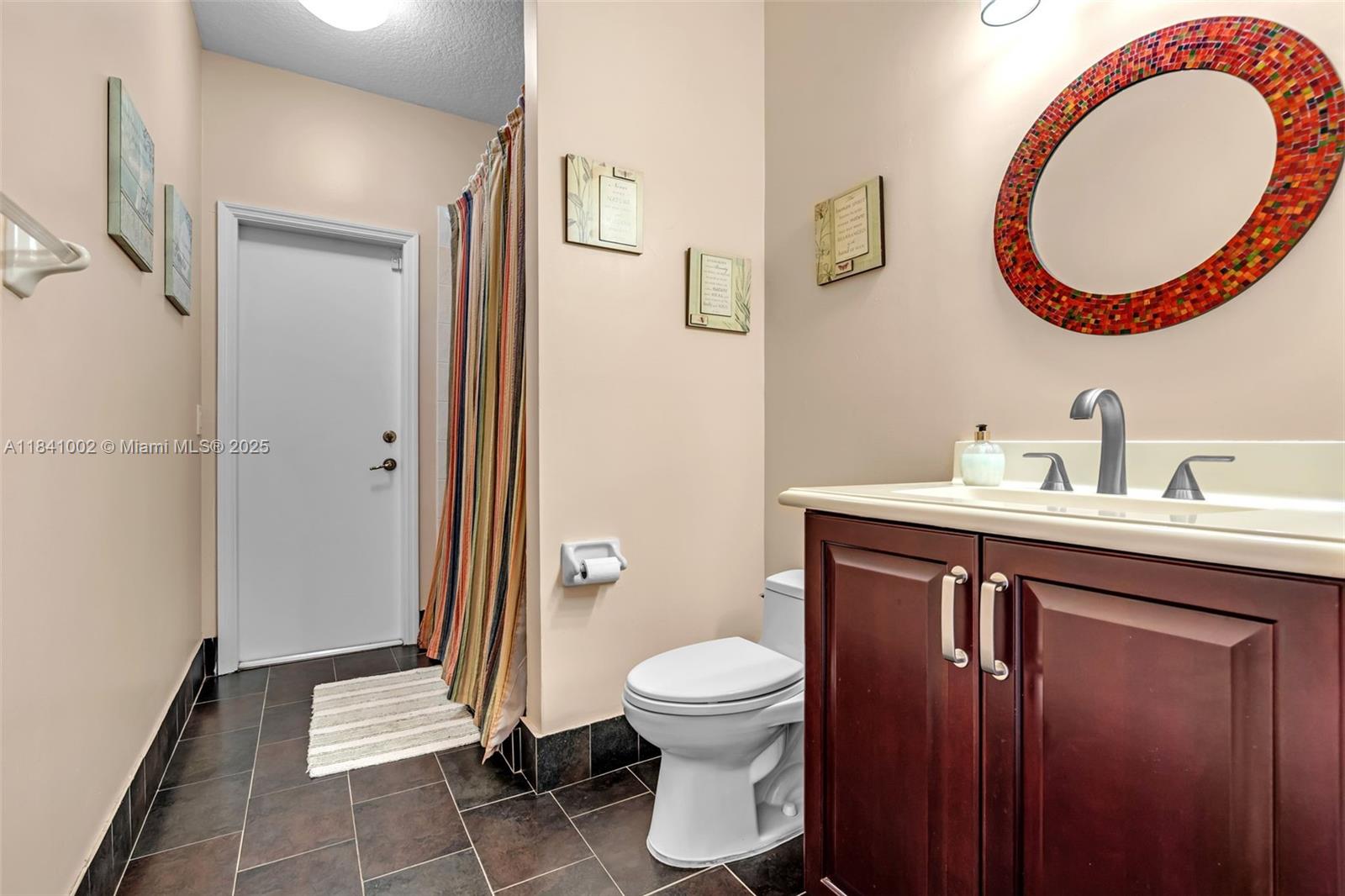 11331 NW 64th Ter, Doral, Florida image 12