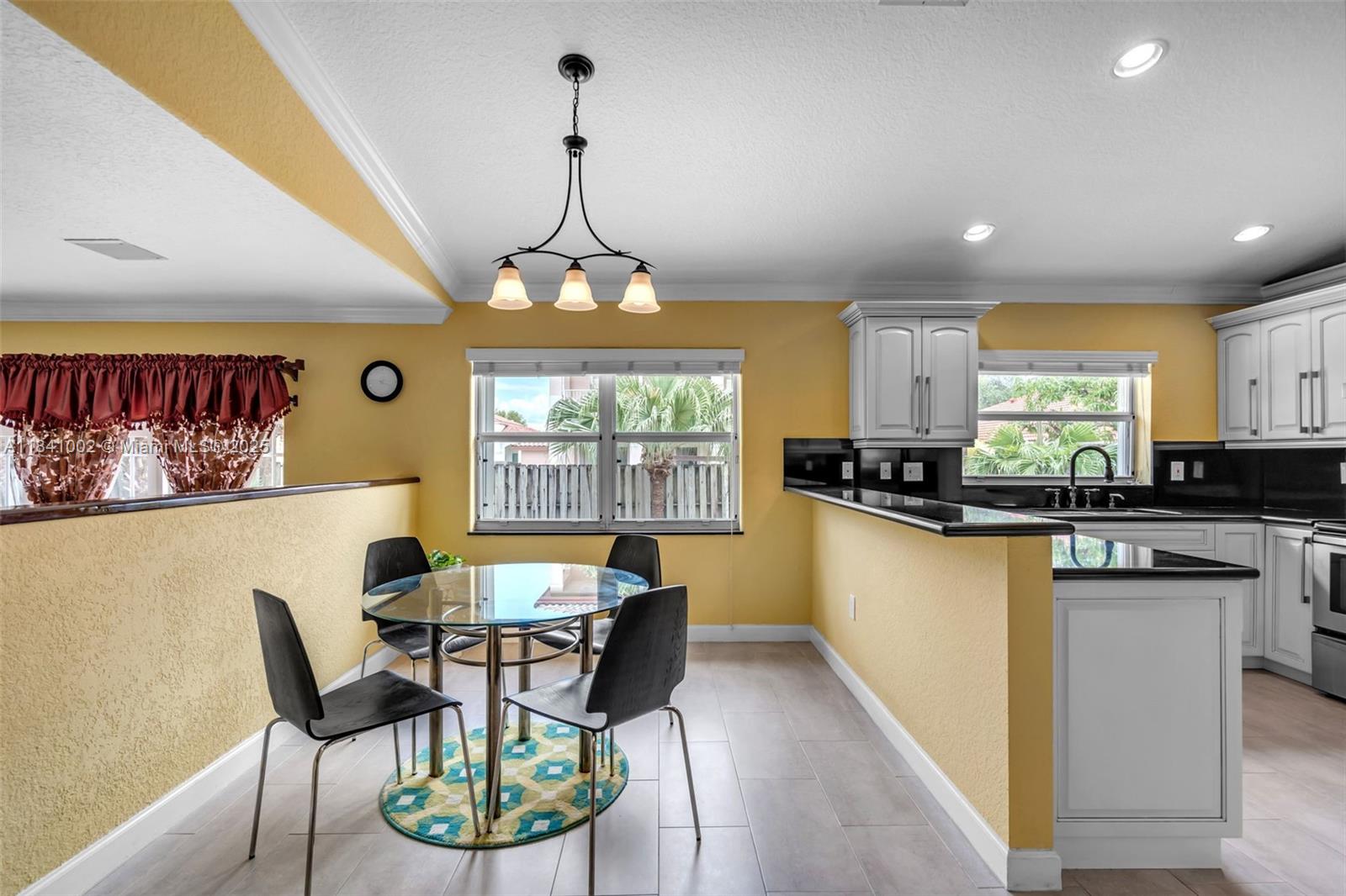 11331 NW 64th Ter, Doral, Florida image 18