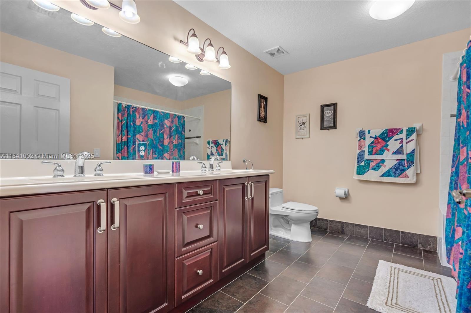 11331 NW 64th Ter, Doral, Florida image 24