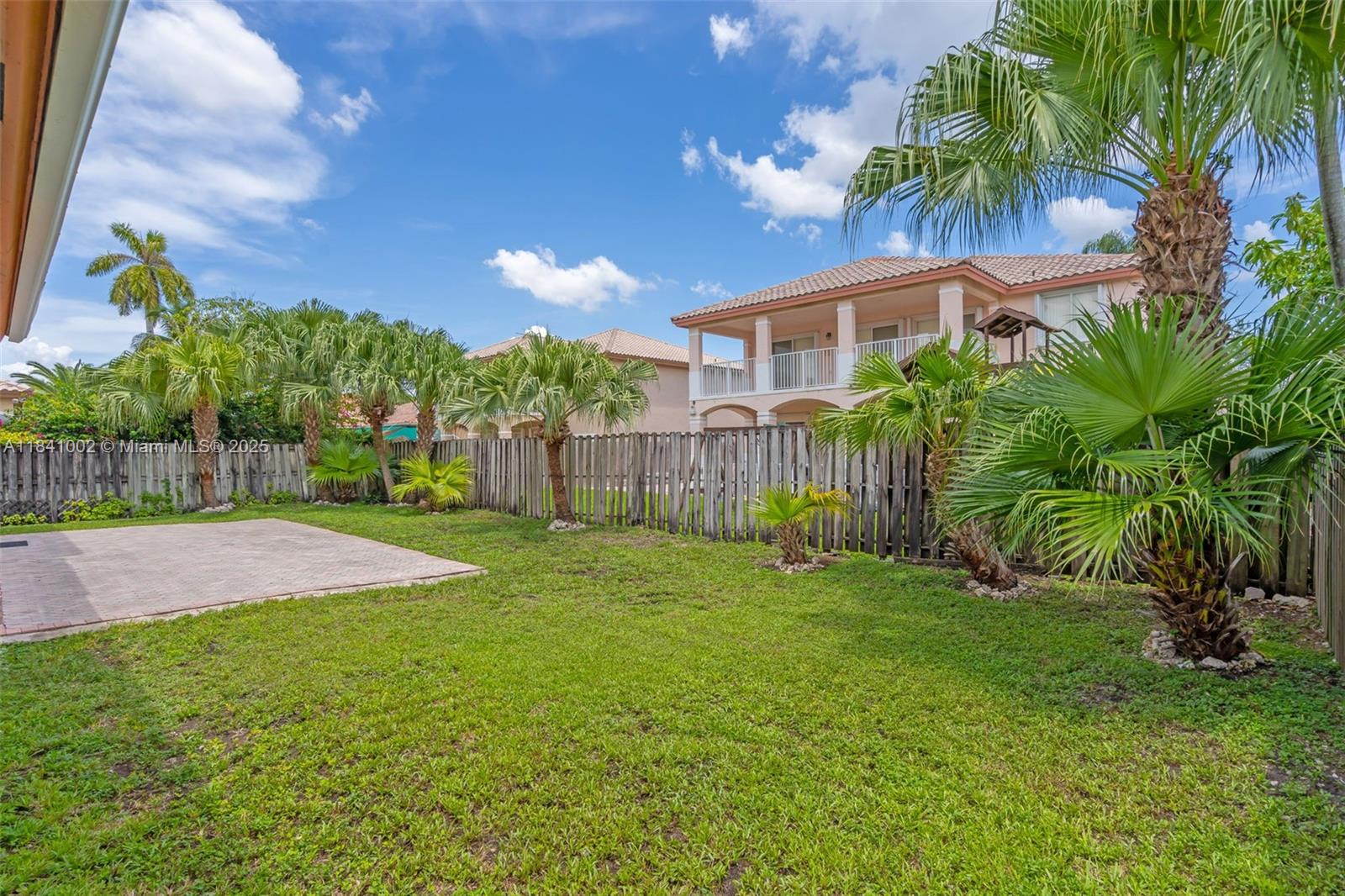 11331 NW 64th Ter, Doral, Florida image 38